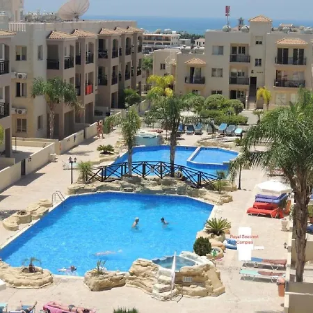 Sunny View - A Stunning With Private Rooftop Holiday park