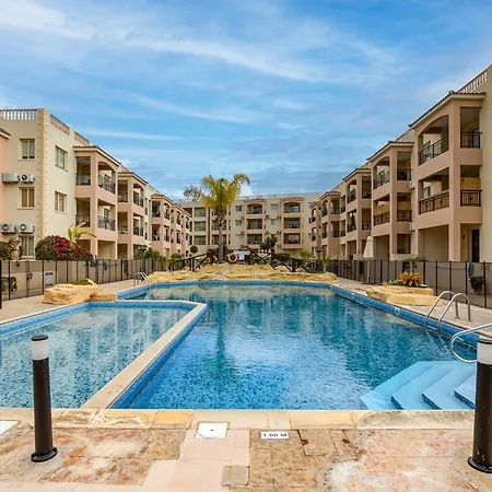 Sunny View - A Stunning With Private Rooftop *