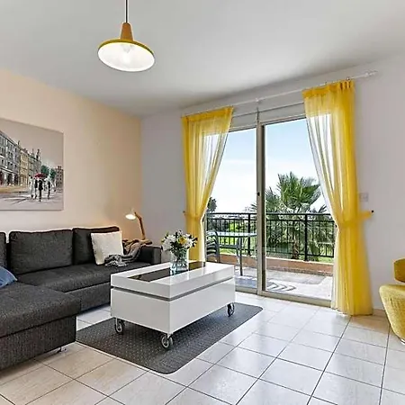Holiday park Sunny View - A Stunning With Private Rooftop Paphos