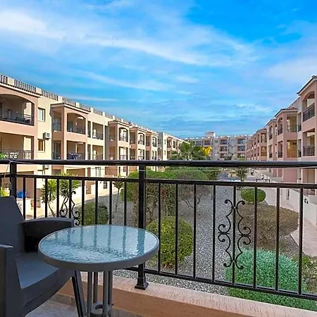 Sunny View - A Stunning With Private Rooftop Holiday park Paphos