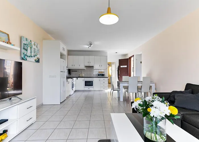 Sunny View - A Stunning With Private Rooftop Parque de vacaciones