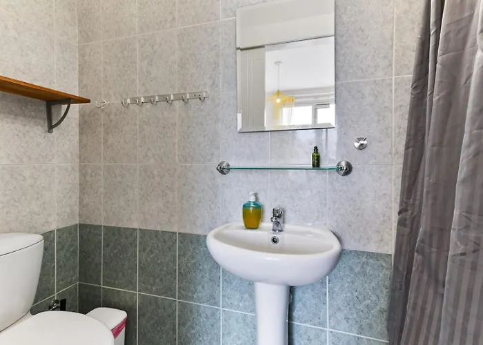 Sunny View - A Stunning With Private Rooftop Parque de vacaciones *