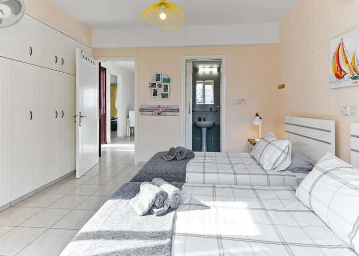 Parque de vacaciones Sunny View - A Stunning With Private Rooftop