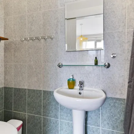 Sunny View - A Stunning With Private Rooftop Feriepark *