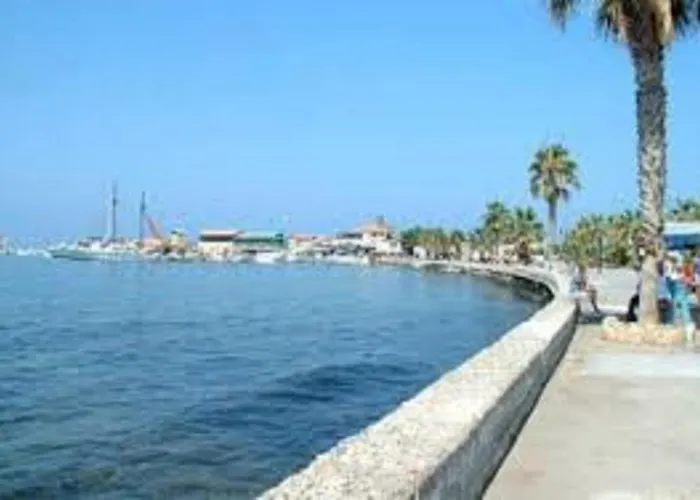 Sunny View - A Stunning With Private Rooftop * Paphos